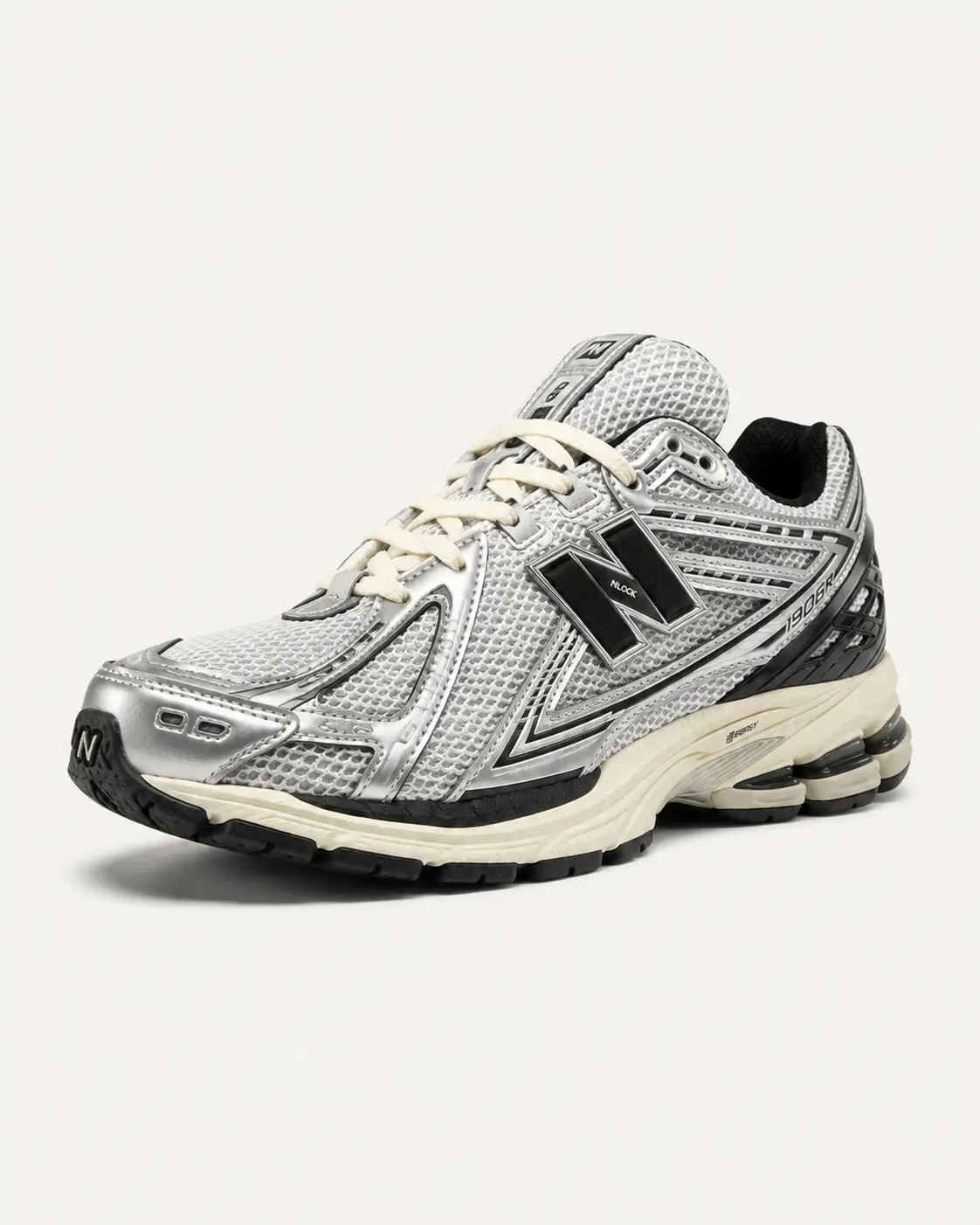 New Balance New Balance 1906R — Silver Metallic / Black / Sea Salt